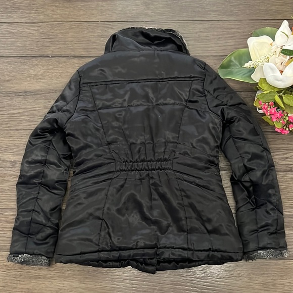 KC Collections girls black puffer jacket - Picture 3 of 6